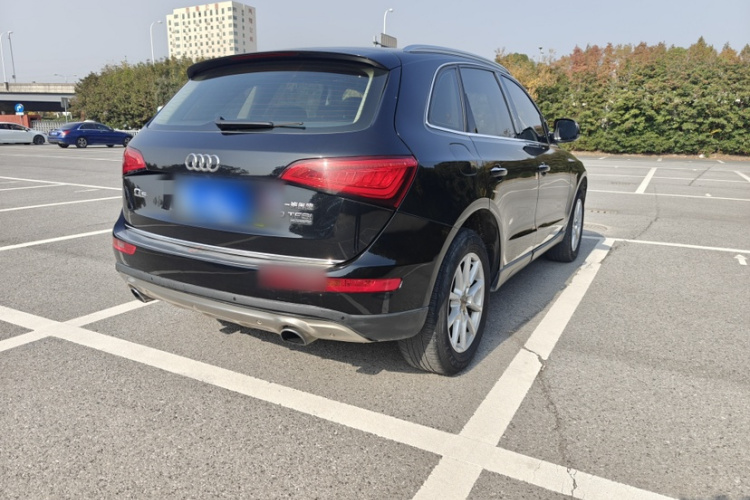 奥迪Q5 2016款 40 TFSI 进取型车身外观6009