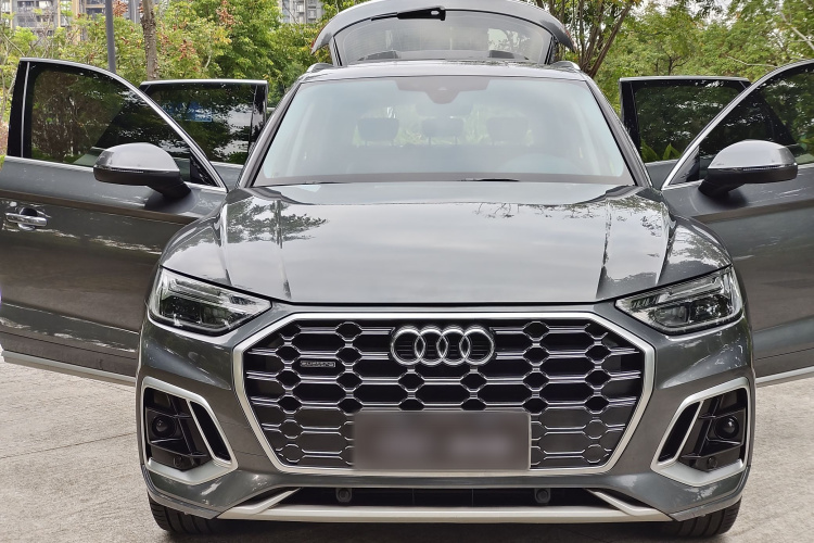 奥迪Q5L 2022款 改款 40T 豪华动感型车身外观6004
