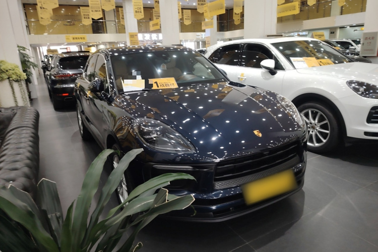 保时捷 2023款 Macan 2.0T车身外观3