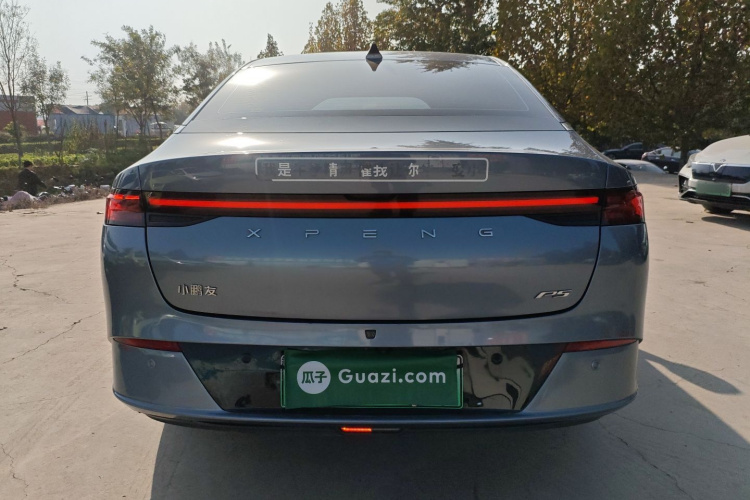 小鹏P5 2024款 500智行版车身外观6