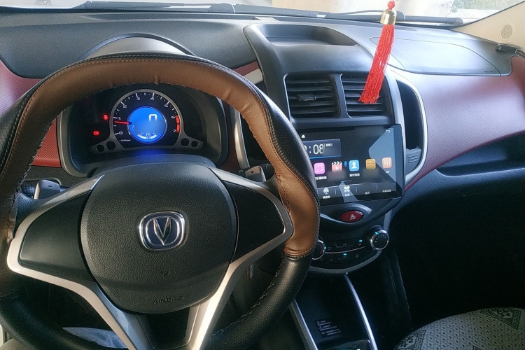 长安 奔奔 2015款 1.4L IMT豪华型 国V中控内饰7002