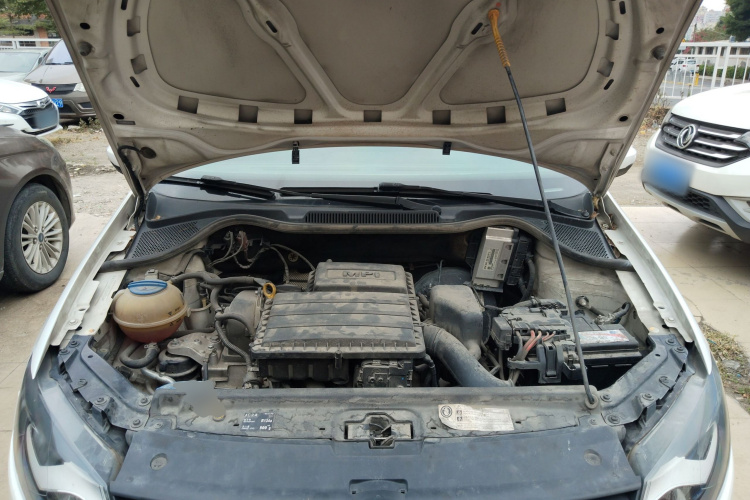 大众 Polo 2016款 1.4L 自动风尚型局部细节24