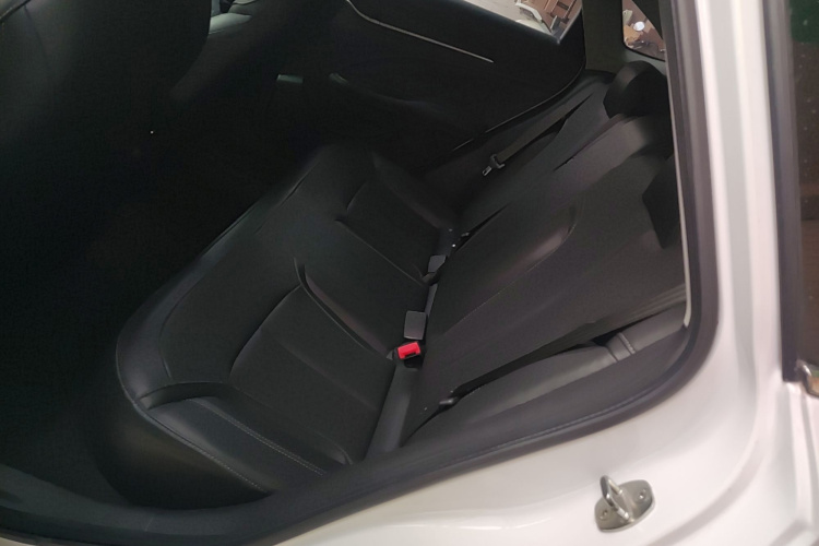 别克 英朗 2021款 改款 典范 1.5L 自动精英型中控内饰7004