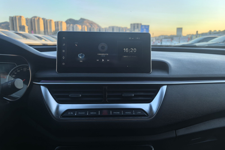 红旗H5 2020款 1.8T 自动智联旗韵版局部细节16