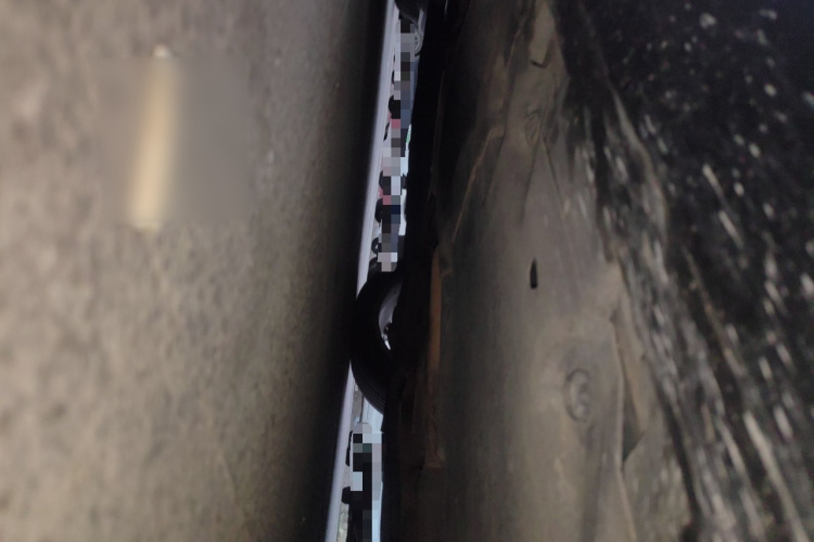 奥迪A8 2013款 A8L 45 TFSI quattro舒适型局部细节9004