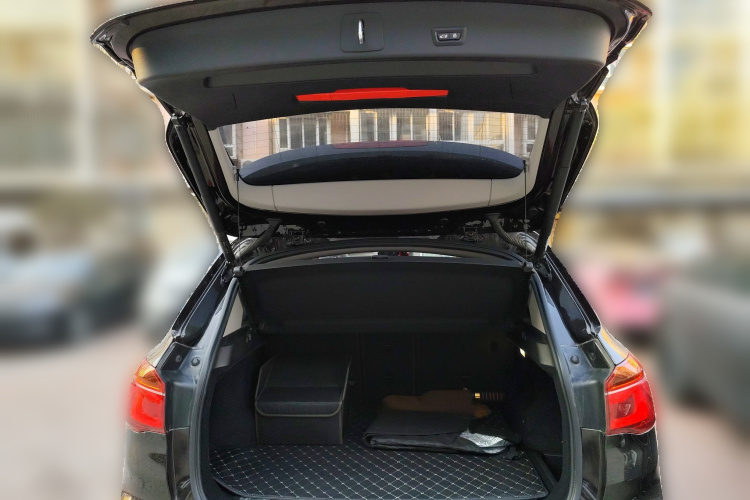 宝马X1 2019款 xDrive20Li 尊享型中控内饰23