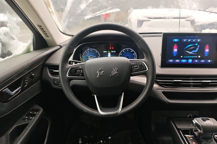 红旗E-QM5 2023款 改款 基础出行版中控内饰13