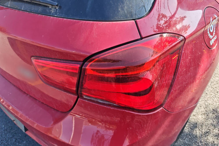 宝马1系(进口) 2015款 118i 领先型车身外观6006