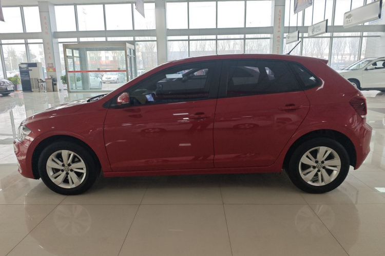 大众 Polo 2019款 Plus 1.5L 自动全景乐享版车身外观4