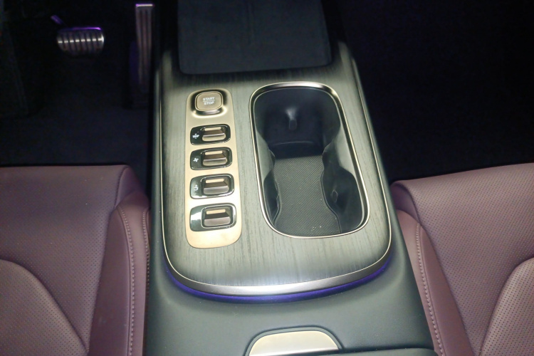 小米汽车 小米SU7 2024款 四驱超长续航高阶智驾Max版局部细节18