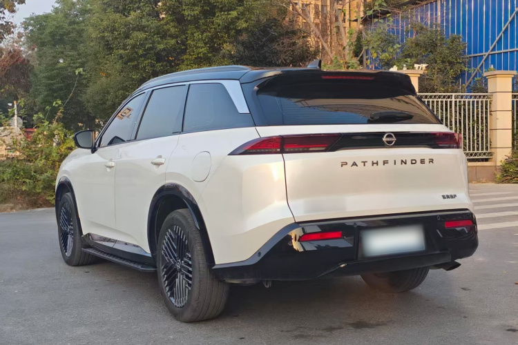 日产 探陆 2024款 380VC-TURBO 四驱智尊版 6座车身外观6005