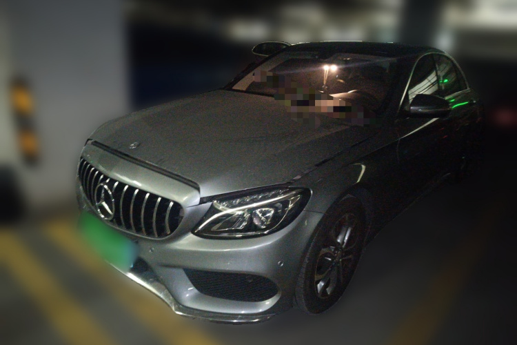 奔驰C级 2015款 C 200 L 运动型车身外观1