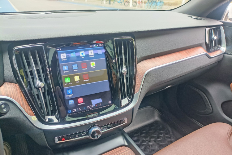 沃尔沃V60 2024款 B5 智远豪华版局部细节9001