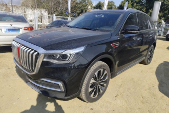 红旗HS7 2022款 2.0T DCT两驱智联旗享版 五座