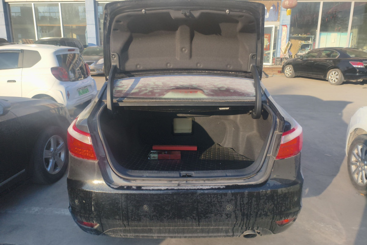 长安 睿骋 2016款 1.8T 自动智享版尊悦型机舱底盘23