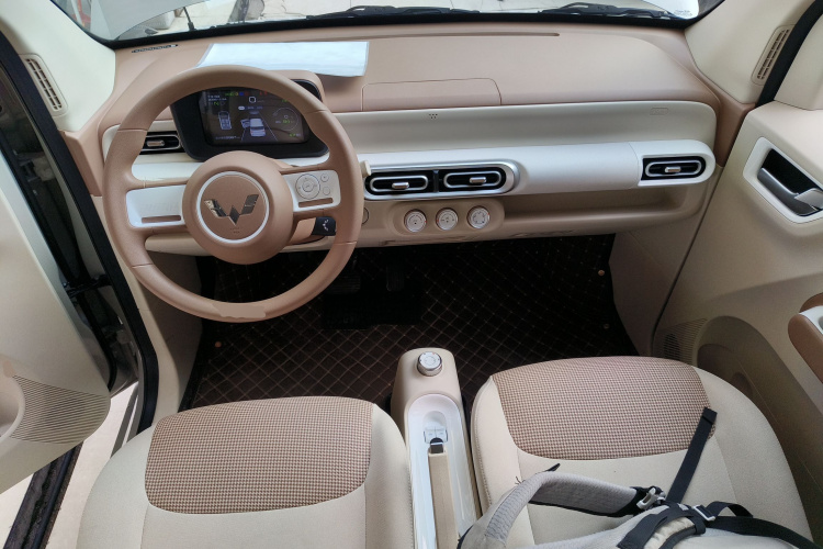 五菱汽车 宏光MINIEV 2024款 第三代 215km 青春版中控内饰12