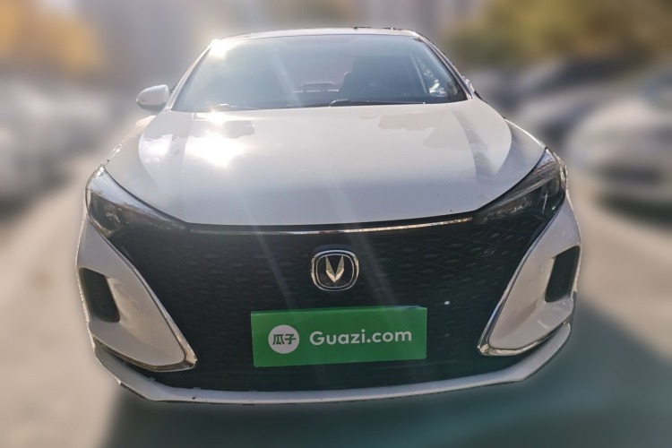 长安 逸动 2020款 PLUS 蓝鲸NE 1.4T GDI DCT尊贵型车身外观6001