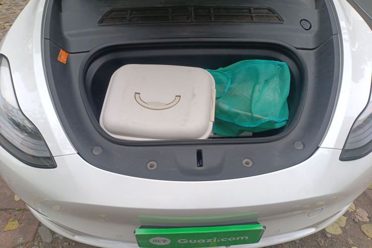 特斯拉 Model Y 2022款 改款 后轮驱动版局部细节24