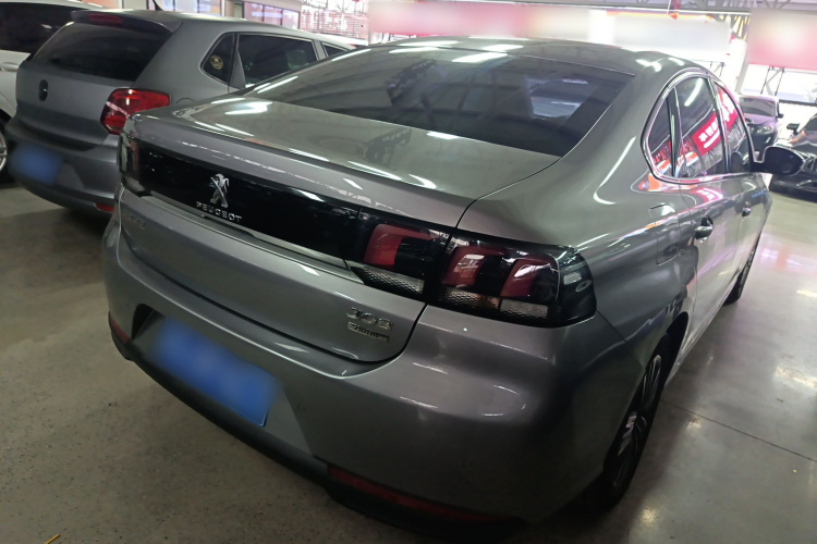 标致308 2016款 230THP 自动豪华版车身外观7
