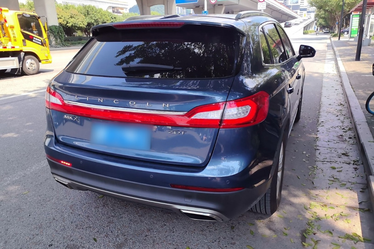 林肯MKX 2018款 2.0T 两驱尊享版车身外观7