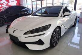 腾势Z9GT 2024款 1100四驱Ultra版