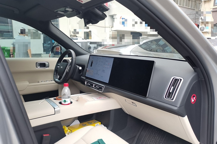 理想汽车 理想L8 2023款 Pro局部细节9005