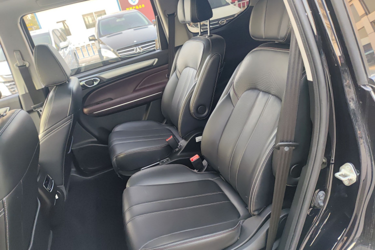 广汽传祺 传祺M6 2023款 PRO 270T DCT尊享版中控内饰21