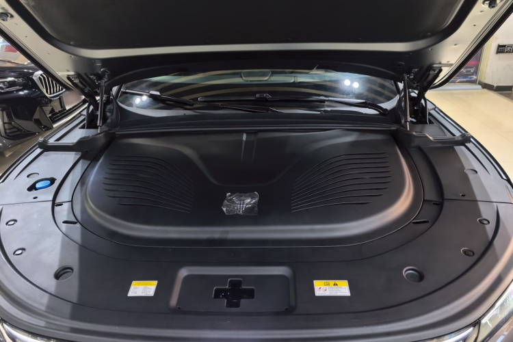 岚图汽车 岚图FREE 2025款 FREE+ 后驱乾崑版局部细节24