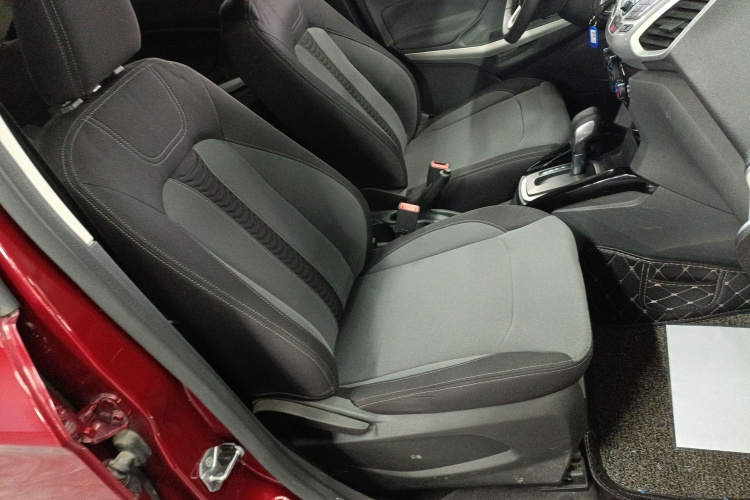 福特 翼搏 2013款 1.5L 自动风尚型局部细节41