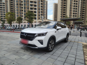 五菱汽车 五菱星辰 2021款 1.5T CVT星曜版