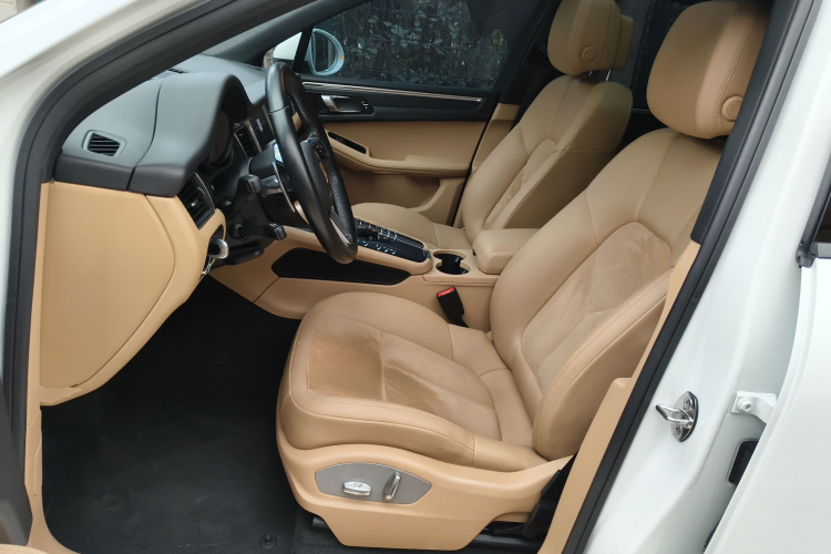 保时捷 2017款  Macan 2.0T中控内饰19