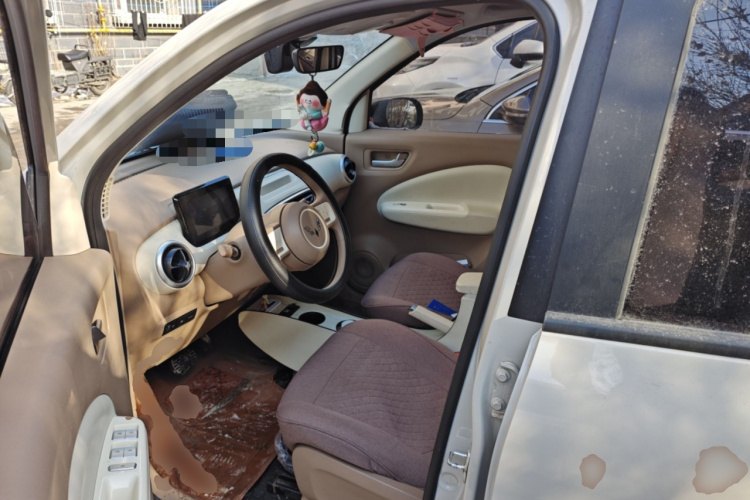 五菱汽车 宏光MINIEV 2025款 四门版 进阶款中控内饰19