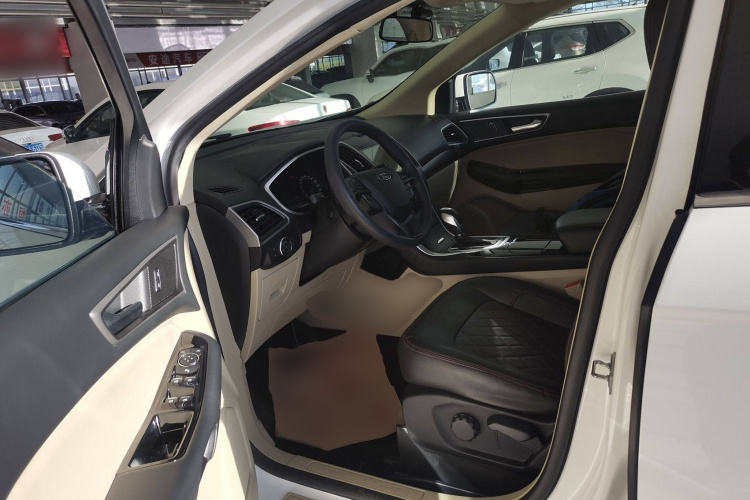 福特 锐界 2018款 EcoBoost 245 两驱精锐型 5座 国V中控内饰19