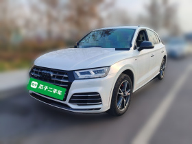 奥迪Q5L 2020款 40 TFSI 荣享时尚型