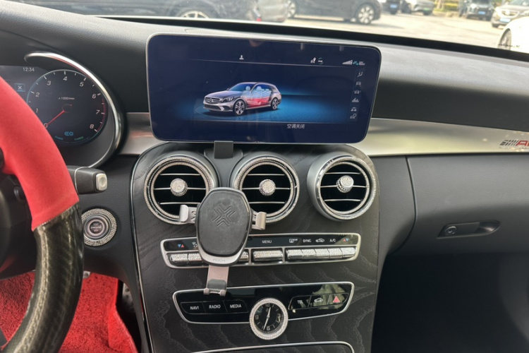 奔驰C级(进口) 2020款 改款 C 260 旅行轿车中控内饰7005