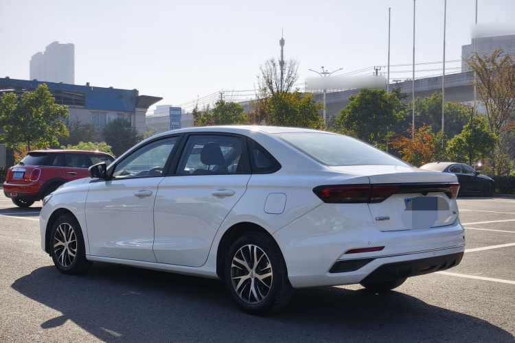 吉利汽车 帝豪 2022款 第4代 1.5L 手动豪华型车身外观6003