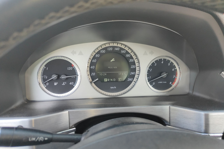 奔驰GLK级(进口) 2011款 GLK 300 4MATIC 动感型局部细节14