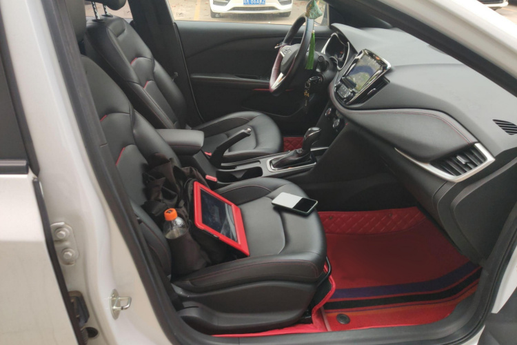 雪佛兰 科鲁泽 2020款 轻混 RS 330T 自动畅快版局部细节41