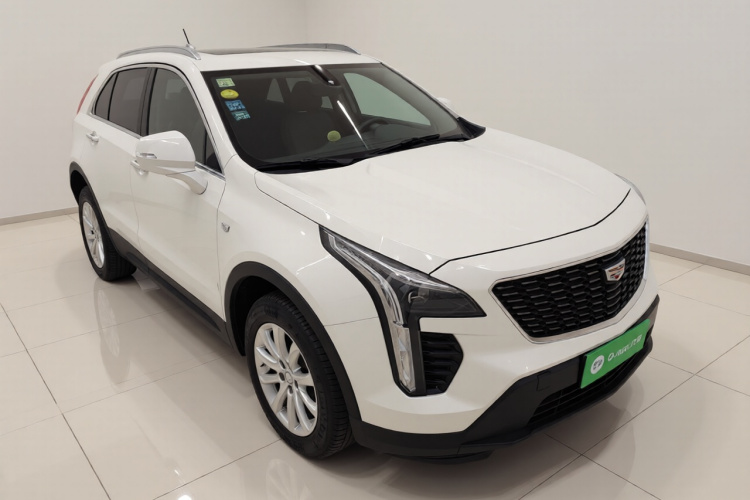 凯迪拉克XT4 2021款 28T 两驱技术型车身外观3