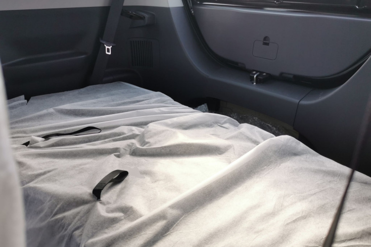 吉利银河 2025款 210km 熊猫卡丁中控内饰21