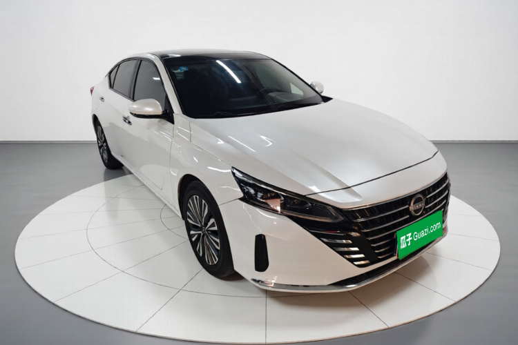 日产 天籁 2022款 2.0L XL-TLS 悦享版车身外观3