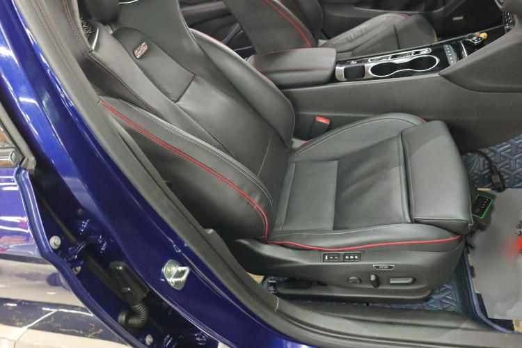 别克 君威 2020款 GS 28T 尊贵型局部细节41