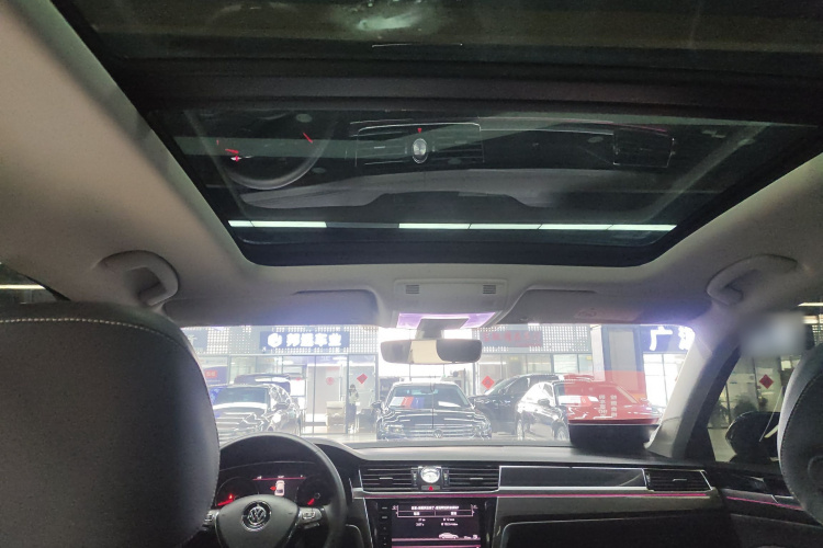 大众 辉昂 2018款 改款 380TSI 两驱商务版局部细节22