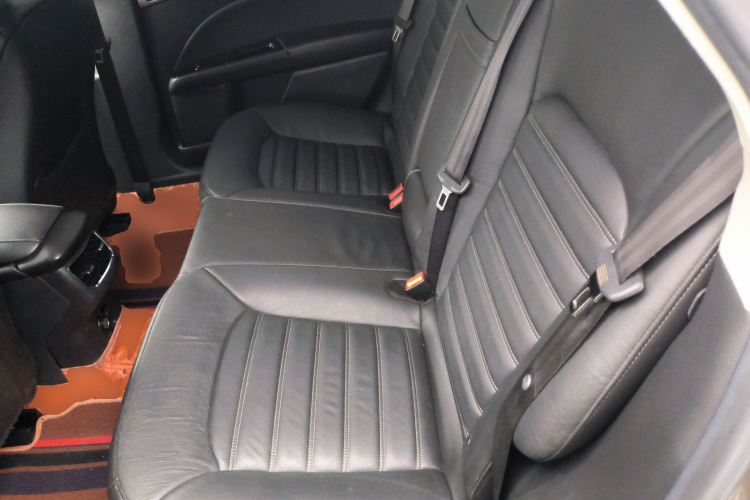 福特 蒙迪欧 2013款 2.0L GTDi200豪华型中控内饰21