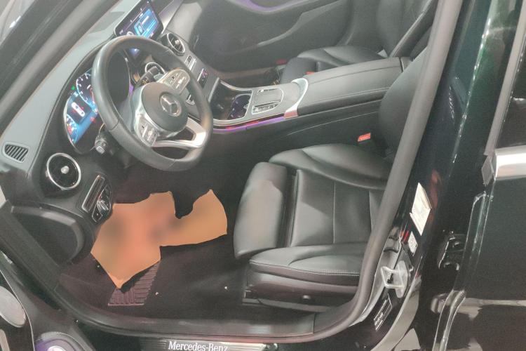 奔驰C级 2020款 改款 C 260 L 运动版局部细节19