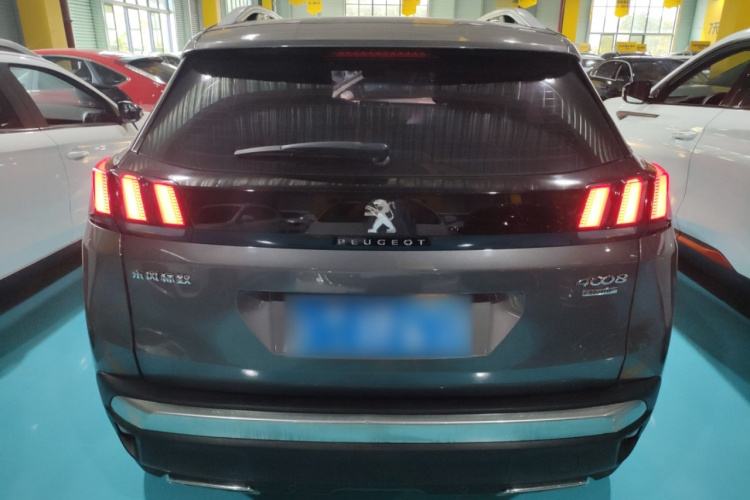 标致4008 2017款 380THP 精英版车身外观6