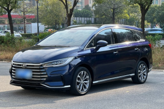 比亚迪 宋MAX 2021款 升级版 1.5T 自动尊贵型 7座