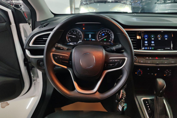 别克 英朗 2021款 改款 1.3T 自动轻混动精英型中控内饰13