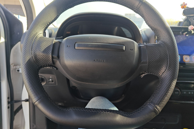 荣威 科莱威CLEVER 2022款 311km元气啵啵版中控内饰13