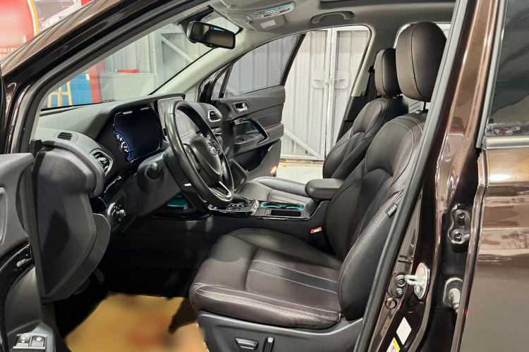 广汽传祺 传祺GS4 2018款 235T 自动两驱至尊版中控内饰7002